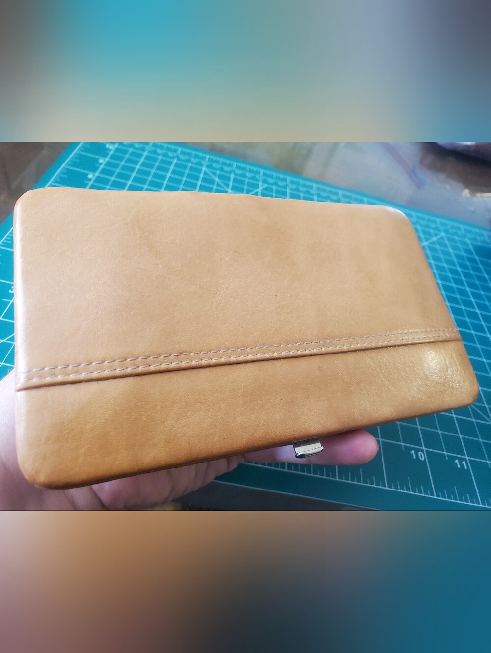 Vintage Genuine Leather Wallet – Tan Cognac – Metal Clasp
